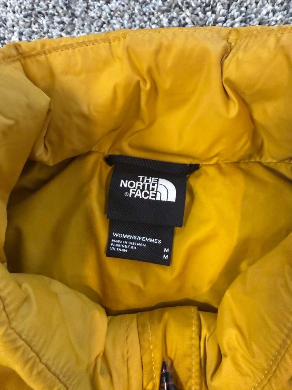 The North Face Women's Yellow Quilted Full Zip Puffer Jacket Size M
